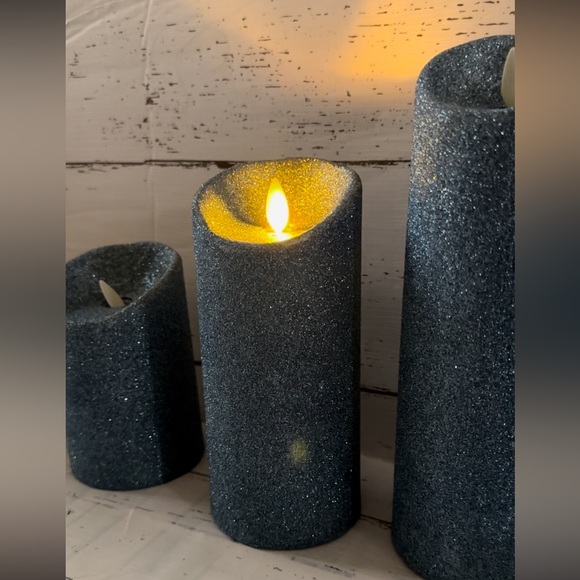 LUMINARA (R)  3 set Blue Sparkle “Flicker Candles” set - Picture 4 of 9
